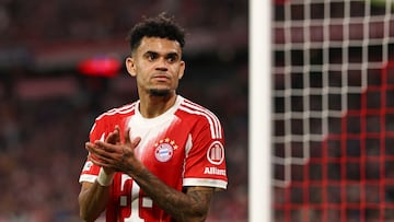 MUNICH, GERMANY - OCTOBER 22: Luis Diaz of Bayern Muenchen looks on during the UEFA Champions League 2025/26 League Phase MD3 match between FC Bayern München and Club Brugge KV at Football Arena Munich on October 22, 2025 in Munich, Germany. (Photo by Stefan Matzke - sampics/Getty Images)