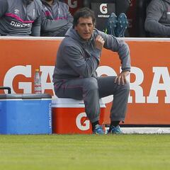 Salas: “Creo que me quedan muchos clásicos en Católica”