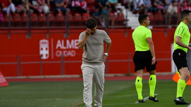 Rubi, obligado a reinventar su once sin Suárez ni Pubill