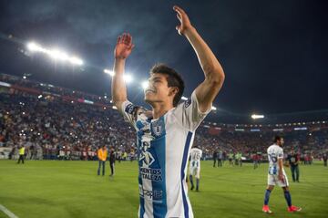 Lozano también estuvo en Pachuca al igual que Óscar Pérez. 