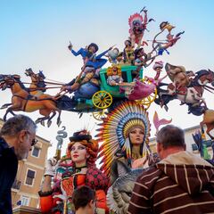 Guía para no perderse las Fallas de Valencia 2023: mascletà, plantà, cremà...