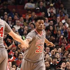 Un genial Mirotic (28) cierra el marzo negro de los Cavs: ¡6-10!