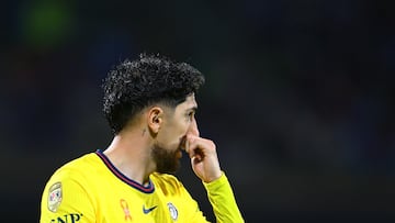 Diego Valdes of America during the Semi-Final first leg match between Cruz Azul and America as part of the Liga BBVA MX, Torneo Clausura 2025 at Olimpico Universitario Stadium on May 15, 2025 in Mexico City, Mexico.