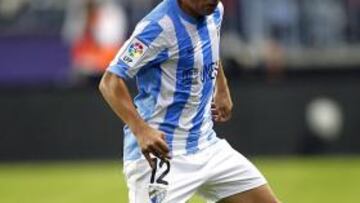 <b>BASTIÓN. </b>Cazorla, que ya jugó la Champions con el Villarreal, conduce el balón durante un partido.