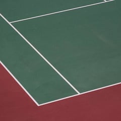 ¿Conoces las superficies sobre las que puedes jugar al tenis?