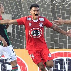 Figura del torneo deja La Calera y regresa al fútbol argentino