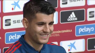 Morata bromea sobre Casillas y su renovación: "Habrá 'atracado' un poco más en el Oporto"