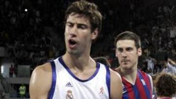 Ante Tomic celebra una acción.