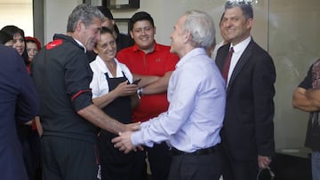 Gabriel Ruiz-Tagle , izquierda, nuevo presidente de Colo Colo 