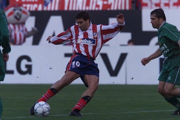 Fernando ¡®Petete¡¯ Correa form¨® parte de la plantilla del doblete en la hist¨®rica temporada 1995-96. Ese a?o jug¨® nueve partidos ligueros y cinco de Copa (tres goles). Los titulares eran Kiko y Penev y el ¡®Petete¡¯ lo tuvo muy complicado para jugar. Pero intent¨® contribuir lo suyo. Tras el doblete jug¨® dos a?os en el Racing de Santander y posteriormente otros cinco en el Atl¨¦tico. Disput¨® 175 partidos con el equipo madrile?o (45 goles). Con mucha calidad en sus botas, fue un jugador querido y respetado.