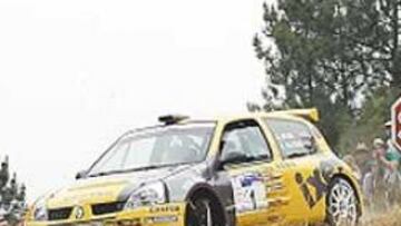 <b>EL GANADOR. </b>Hevia conquistó el triunfo con su Renault Clio.