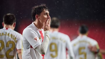 Vilarrasa celebra el primer tanto del partido ante el Mirandés.