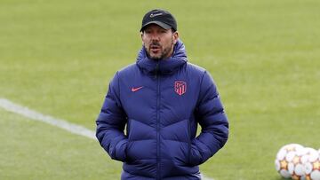 Simeone, en el entrenamiento del Atl&eacute;tico.