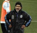 Gentile responde a Maradona: "Es un bufón"