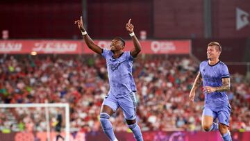 ALMERIA, SPAIN - AUGUST 14: David Alaba of Real Madrid celebrates after scoring his team's second goal during the LaLiga Santander match between UD Almeria and Real Madrid CF at Juegos Mediterraneos on August 14, 2022 in Almeria, Spain. (Photo by Silvestre Szpylma/Quality Sport Images/Getty Images)