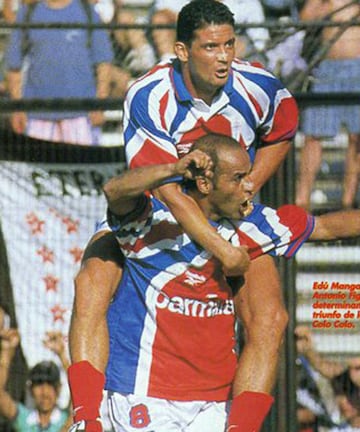 Llegó en 1996 para reemplazar a Nestor Gorosito. Tuvo un paso irregular en los cruzados.