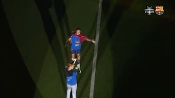 Eso sí que es 'asistir': El detallazo de Martens con Graham