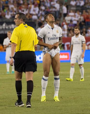 Real Madrid want Mariano to leave on loan in January