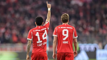 Lucho y Kane, la dupla del gol en Europa.