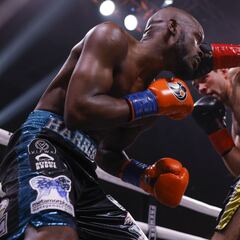 Sergio García choca con el jab de Tony Harrison en Las Vegas