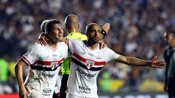 Gonzalo Tapia festeja en Brasil y sueña con la Copa Libertadores