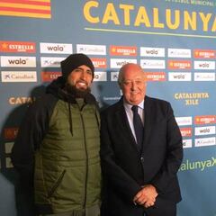 Arturo Vidal apoyó a Chile en su amistoso contra Cataluña