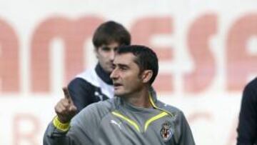 Llorente, Senna, Cazorla, Ibagaza y Nilmar, bajas de Valverde para Sevilla