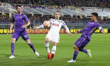 David Pizarro cumplió una buena actuación ante Tottenham.