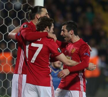 Mkhitaryan makes his point for Man United in Rostov