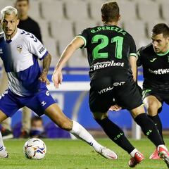 Stoichkov amenaza con hacer saltar las alarmas en Almería