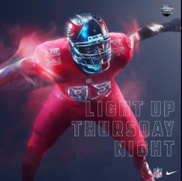 Los brillantes uniformes de la NFL para los jueves por la noche