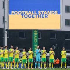 Premier League stadiums filled with Ukraine support