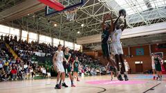 Duelo entre el Real Madrid y el Unicaja en la Minicopa Endesa.