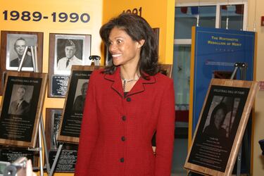 Perú cayó ante Colombia y este martes juega contra Bolivia