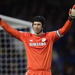 El Chelsea inscribe a Cech... ¡Un año después de retirarse!