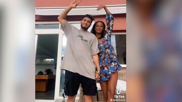 Omar Montes y Ana Peleteiro imitan a Rosal¨ªa y Rauw Alejandro en TikTok
