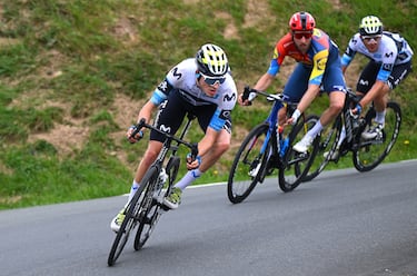 En su primera temporada en el Movistar, el de Jaca se estrena en el Tour de Francia todavía con sus dos brillantes victorias de etapa en La Vuelta del pasado año, por aquel entonces en con los colores del Kern Pharma. Tras una cargada primera parte de la temporada (42 días) con buenas actuaciones, aspira a dejarse ver en la carrera más prestigiosa del calendario.