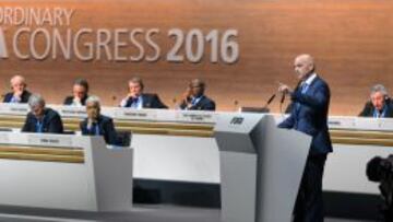 El nuevo presidente. Infantino se comprometi&oacute; a que la FIFA tenga un futuro mejor y m&aacute;s sostenible.