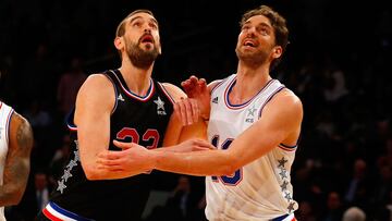 Marc Gasol y Pau Gaso, durante el All Star de la NBA 2015