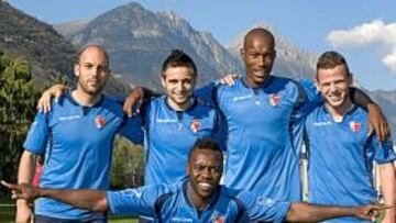 <b>LOS DEL LÍO. </b>Gabri, Mutsch, Goçalves, Glarner y Feinduno (abajo), cinco de los seis 'ilegales' del Sion.
