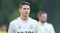 James juega unos minutos en el primer amistoso de Everton