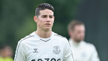 James Rodríguez en un entrenamiento del Everton