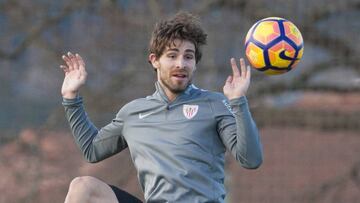Yeray durante un entrenamiento con el Athletic.