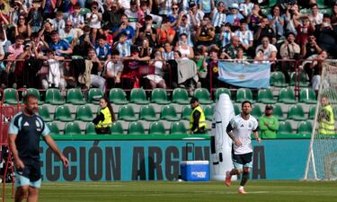 Leo Messi durante el entrenamiento de Argentina. 
