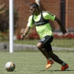 Nacional disfruta a Macnelly Torres y sueña con Álex Mejía