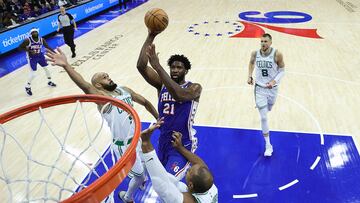 Un partido majestuoso de los Sixers, con el pívot a la cabeza, tumba a los Celtics y pone a los de Philadelphia en lo alto de la Conferencia Este. Aroma a playoffs.