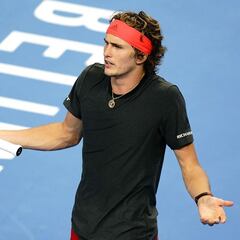 Zverev crashes out in Beijing
