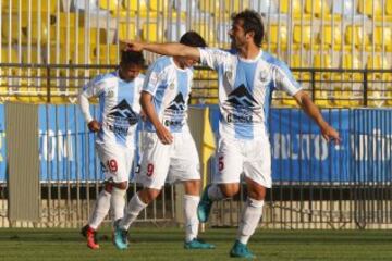 Lateral de Antofagasta que ha actuado como zaguero en los pumas.