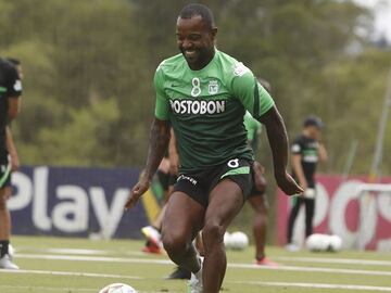 Entrenamiento de Nacional antes de su visita a Pereira.