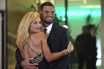 Sergio Romero y su esposa